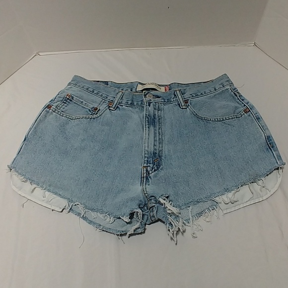 Levi's Pants - Levi's 550 relaxed fit cut off shorts Jean 32